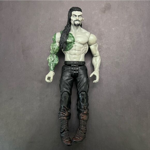 Mattel WWE ROMAN REIGNS Zombies Series 1 Wrestling Action Figure - Picture 1 of 4